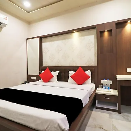 Hotel Capital O 47466 Sun N Star Satna